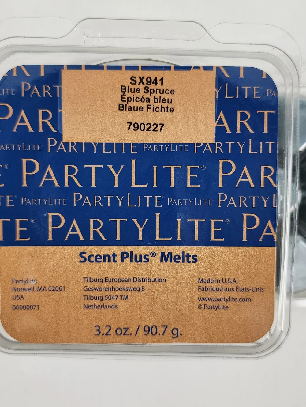 PartyLite Blue Spruce Scent Plus Melts Blue Wax Discontinued (3) Pack Bundle - Picture 3 of 4